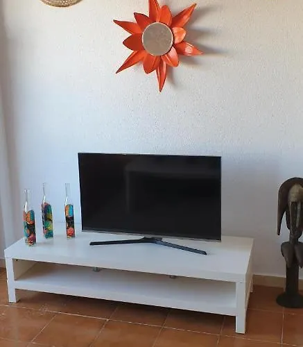 Jardines Canarios 2 * לוס כריסטיאנוס